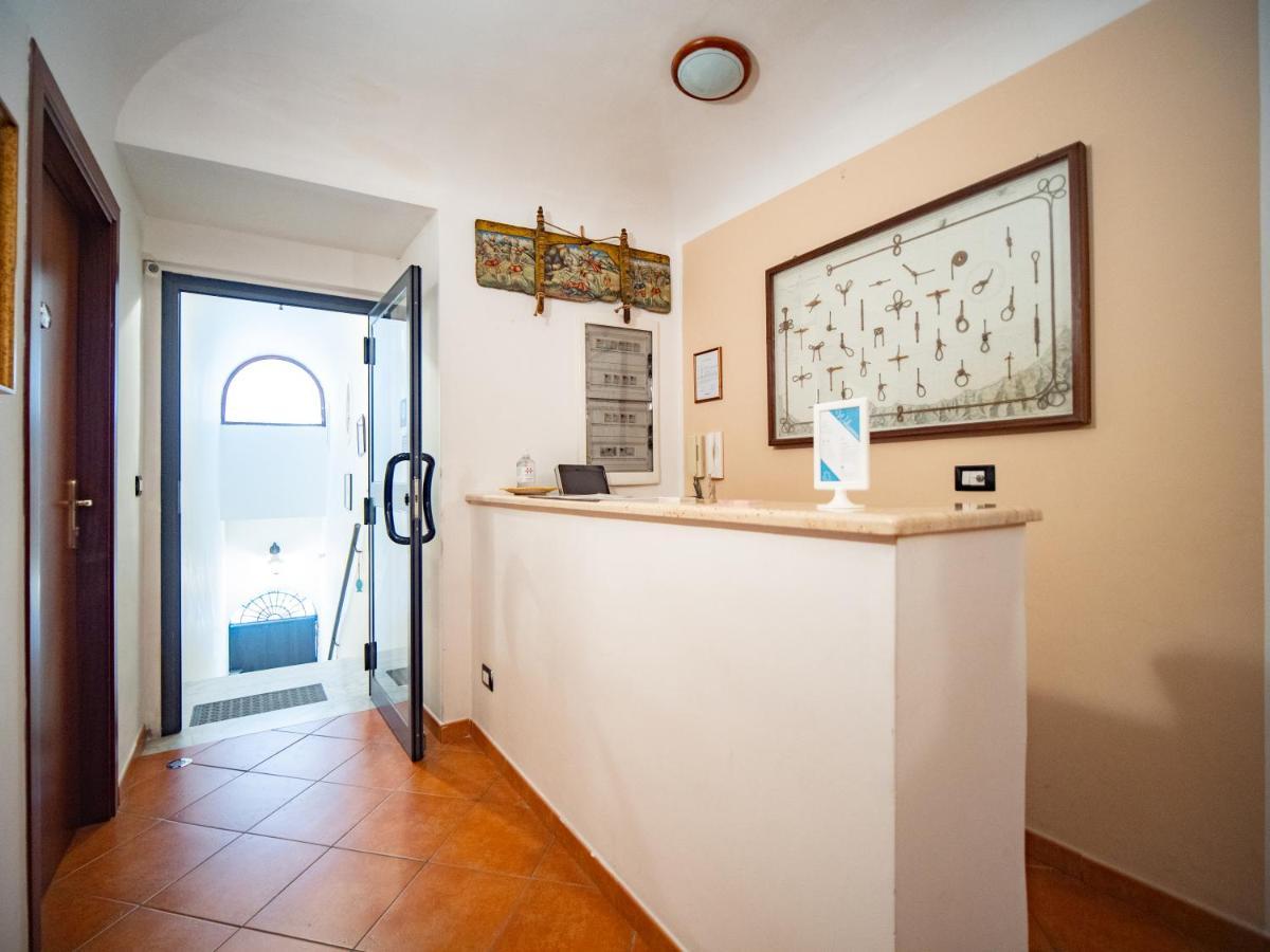 Kalamarina Rooms Palermo Exteriör bild
