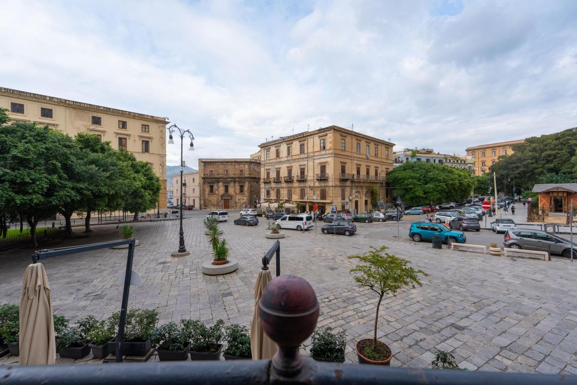 Kalamarina Rooms Palermo Exteriör bild